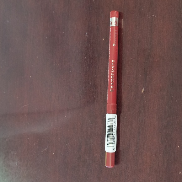 Bundle of makeup - Picture 7 of 8